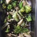 モカラブちゃん's cooksnap of when they made ：ブロッコリー舞茸の塩昆布ガーリック炒め.