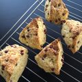 まいうぅ's cooksnap of when they made 米粉入り＊さっくり粒ジャムスコーン.
