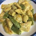 かおりちゃん☆★'s cooksnap of when they made 鶏肉とスナップエンドウのカレーミルク煮込.