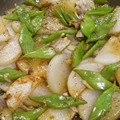 DELA's cooksnap of when they made 豚肉と大根のガリバタ炒め.