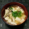 まいちゃん☆★'s cooksnap of when they made 豆腐としめじの塩麹スープ.