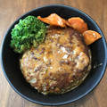 kanameai's cooksnap of when they made 粗挽きハンバーグ〜コクうまソースと共に〜.