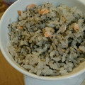 あしもママ's cooksnap of when they made 海苔と鮭の中華風炊き込みご飯.