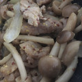 CLEAR✩ｋａｎａ's cooksnap of when they made 豚肉とシメジのマスタード炒め.