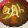 YorozUta's cooksnap of when they made スープカレーをリメイク♥カレーうどん鍋.