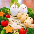 LUCKママ's cooksnap of when they made お誕生日に♪ニワトリ家族のにぎやかサラダ.