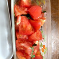 みーさり's cooksnap of when they made 材料3つで簡単★トマトのシソめんつゆ漬け.