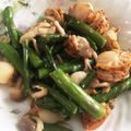 ちびまめママ◎'s cooksnap of when they made ホタテとアスパラのガーリックバター.