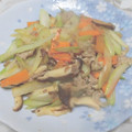クックB17WE5☆'s cooksnap of when they made ：簡単！豚肉/えのき/セロリ/ネギ炒め.
