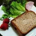 ecouteck's cooksnap of when they made 【HB】簡単苺のデニッシュ風食パン☆.