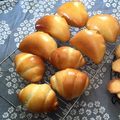 KKRmama's cooksnap of when they made 超簡単!!リッチな生地の濃厚クリームパン.