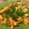 ごろうまるママ's cooksnap of when they made 鶏肉と筍とピーマンのピリ辛炒め.