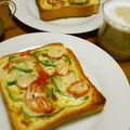 みなみ7's cooksnap of when they made 野菜たっぷり❤トマトチーズトースト.