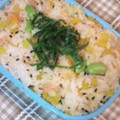 みや☆なな's cooksnap of when they made 鮭とお沢庵の簡単混ぜご飯.