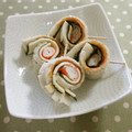 ☆Rokko☆'s cooksnap of when they made お弁当やおつまみにカニカマのちくわ巻き.