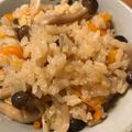 クックR35EOF☆'s cooksnap of when they made わが家の定番♪しめじの炊き込みご飯.