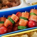 eiyoushi's cooksnap of when they made ウインナーとキュウリのピック刺し☆.