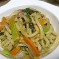 ハナレ's cooksnap of when they made 簡単 ズボラ焼きうどん.