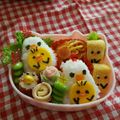 やっぱり猫が好き♡'s cooksnap of when they made 親子遠足キャラ弁♥ひよこの親子おにぎり.