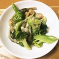 ゆうこるんさん's cooksnap of when they made シーフードとブロッコリーの中華炒め.
