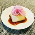 さぁさ52's cooksnap of when they made 紫玉ねぎの甘酢漬けをのせた冷奴.