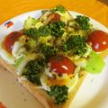 みるきー猫ちゃん's cooksnap of when they made 茹で卵・野菜のカレーマヨ和トースト.