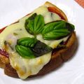 美々☆彡's cooksnap of when they made ☆簡単☆マルゲリータ風トースト.