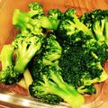 Khara10's cooksnap of when they made 簡単♬ブロッコリーの柚子胡椒漬け.
