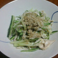ころラブ's cooksnap of when they made さっぱり鶏皮ときゅうりの和え物.
