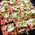 馬込りん's cooksnap of when they made 食パンで節約☆簡単☆パーティーピザ.