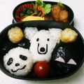 yuzumii's cooksnap of when they made キャラ弁★しろくまカフェ★パンダおにぎり.