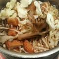 SYNDY's cooksnap of when they made ＊豆もやしとキャベツの煮物＊.