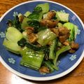 てっちゃんのお嫁さん's cooksnap of when they made 材料２つだけ！油かすとチンゲン菜の炒め物.
