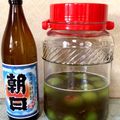 りゅっぷ's cooksnap of when they made 秘伝の黒糖梅酒.