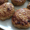 まりぺんぎんUK☆'s cooksnap of when they made もやしと大豆でかさ増し！つくねバーグ.