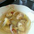 こぶたちゃんGOGO's cooksnap of when they made アサリとセロリのアジアン鍋.