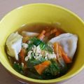 びりデジャネイロ's cooksnap of when they made 餃子入りレタススープ.