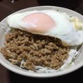 Sa〜ちゃん's cooksnap of when they made ズボラ主婦の簡単ひき肉丼★.
