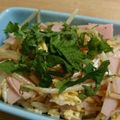 kashikon's cooksnap of when they made もやしとハム玉子炒めの大葉のせ.