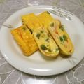 ＠迷子＠'s cooksnap of when they made お弁当✿カニカマといんげん入り♡卵焼き.