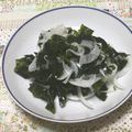 おはなすき's cooksnap of when they made いくら食べてもOK！新玉とワカメのサラダ.