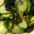 おかずさん88's cooksnap of when they made わかめときゅうりの酢の物.