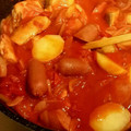 dolphinayu's cooksnap of when they made 簡単晩ごはん 鮭とじゃが芋のトマト煮込み.