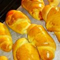 クックCER2Y9☆'s cooksnap of when they made 簡単なふわふわなソーセージ巻きパン.