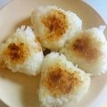 ももちゃんパンダ's cooksnap of when they made フライパンで簡単バター醤油の焼きおにぎり.