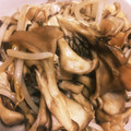 ＊にょにょん＊'s cooksnap of when they made しゃきしゃきもやしと舞茸のナムル.