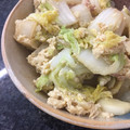 ジェリリン☆'s cooksnap of when they made 白菜とスパムの中華風卵とじ丼.