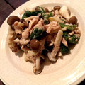 スパイスパーラー's cooksnap of when they made オクラとしめじのツナ和え.