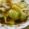 低カロ探検隊's cooksnap of when they made 白菜とお麩のとろ〜り卵とじ.