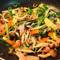mpoo's cooksnap of when they made 簡単おつまみ☆本シメジとハムとニラ炒め.